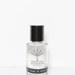 unetonnederoses-parfum-shop-boutique-iloya-iledere-saintmartindere-parlemoideparfum